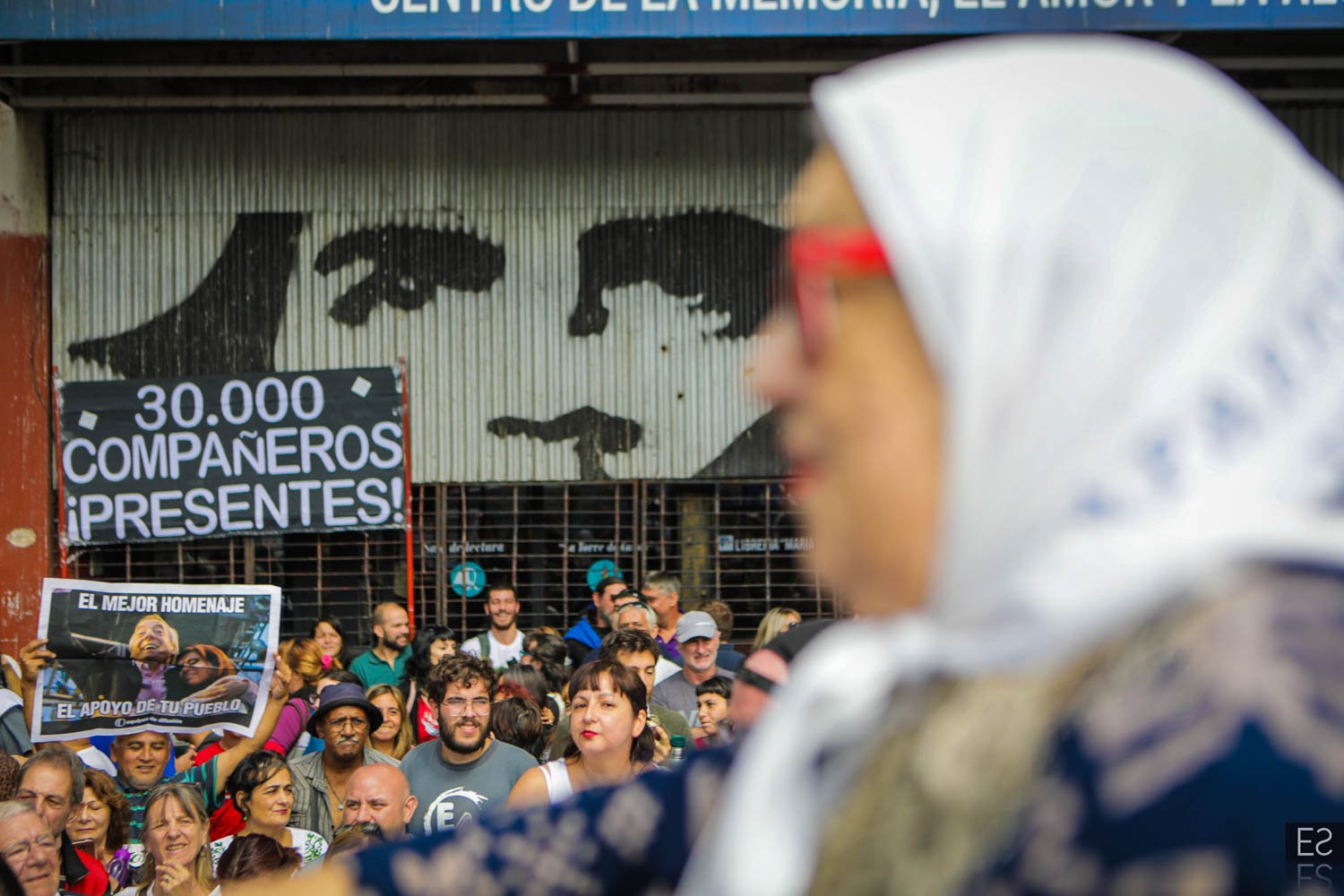 Fotografía de Estanislao Santos: Las madres siguen marchando