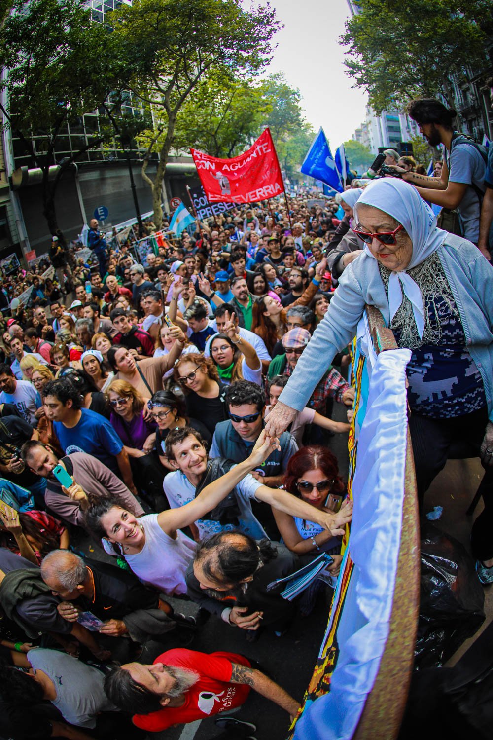 Fotografía de Estanislao Santos: Las madres siguen marchando