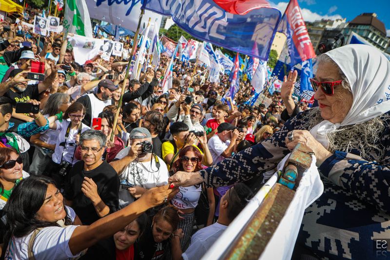Fotografía de Estanislao Santos: Las madres siguen marchando