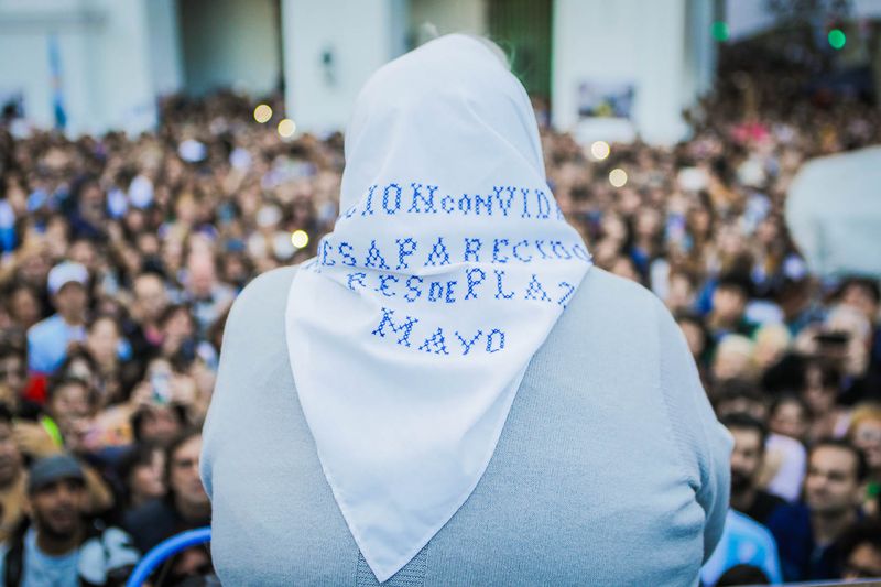 Fotografía de Estanislao Santos: Las madres siguen marchando
